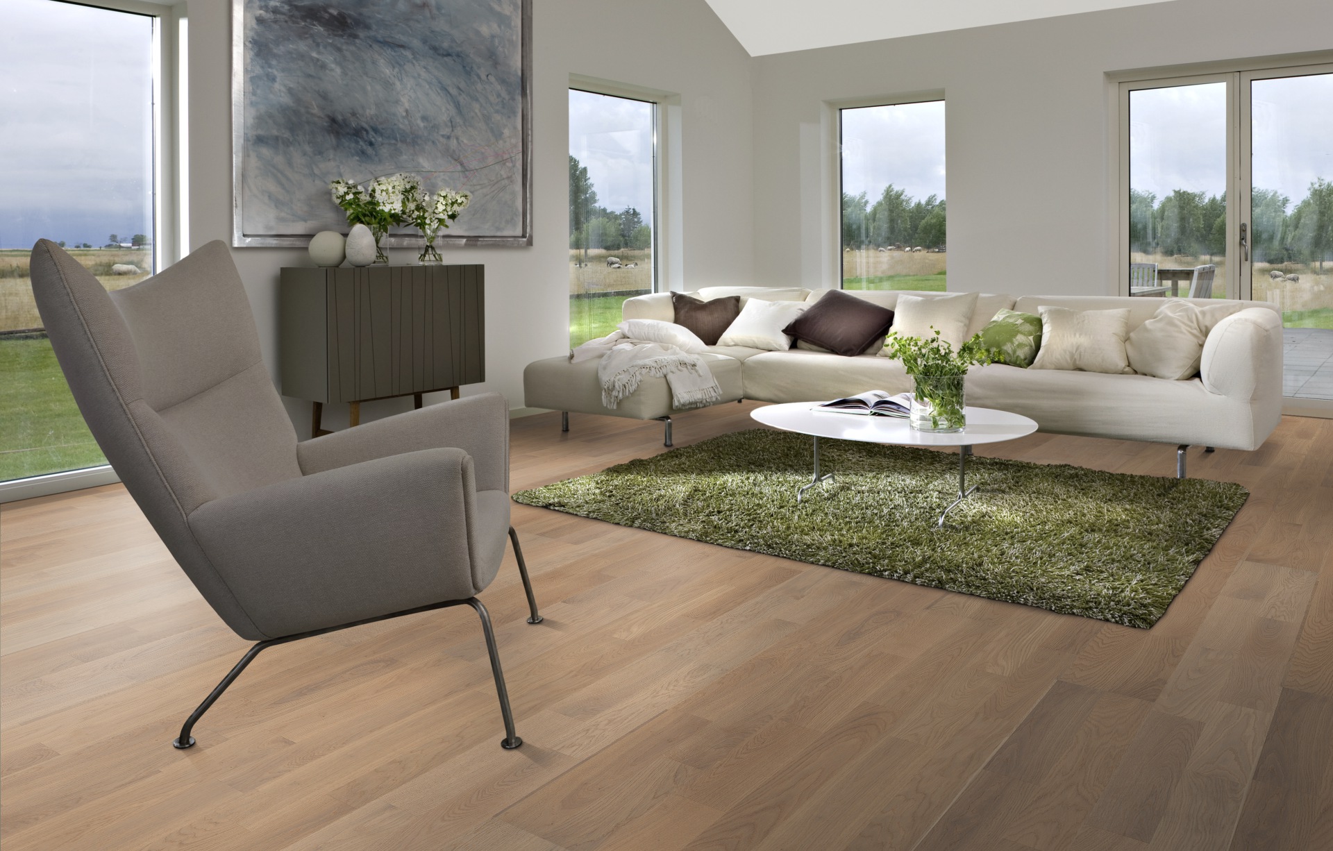 Паркетная доска Kahrs Песочная Дуб Портофино Portofino 152N38EK0VKW240 Variation 2423×200×15 фото в интерьере